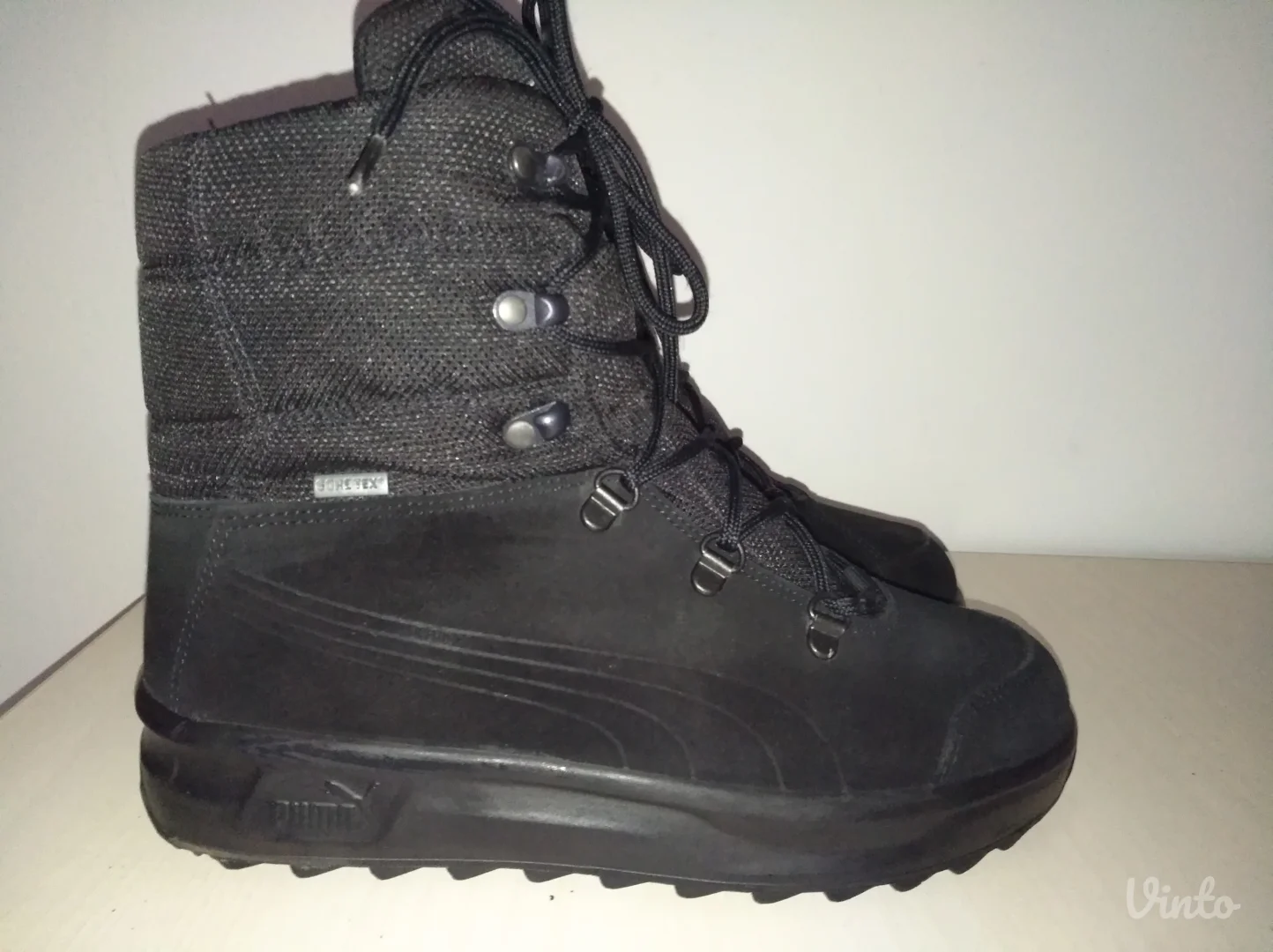 Puma zenske zimske cizme gore-tex br 40 (25,5 cm)