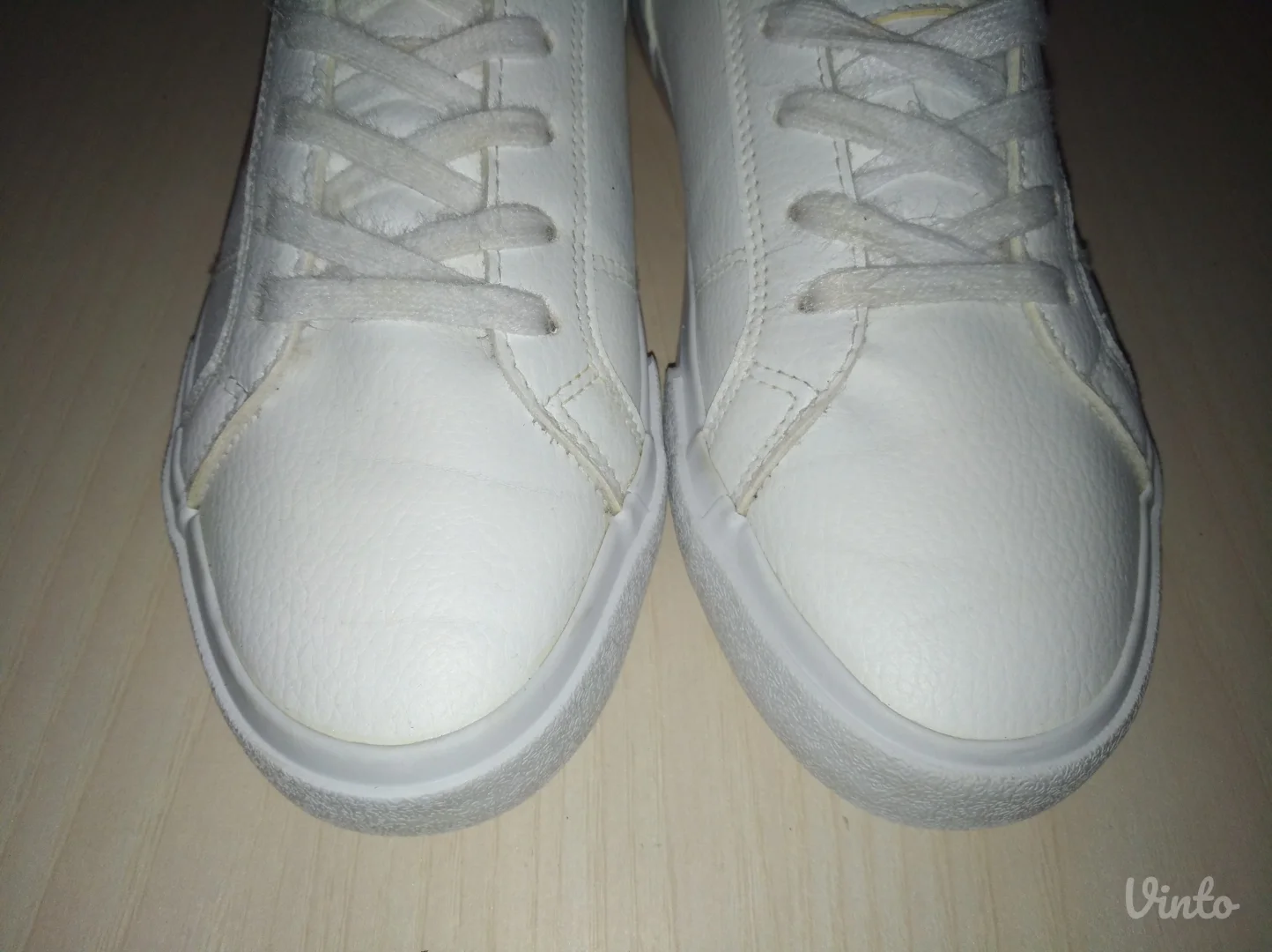 Fila zenske patike br 39 ( 25 cm)