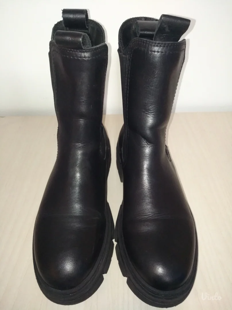 Tamaris kozne zenske cizme br 38 ( 24,5 cm)