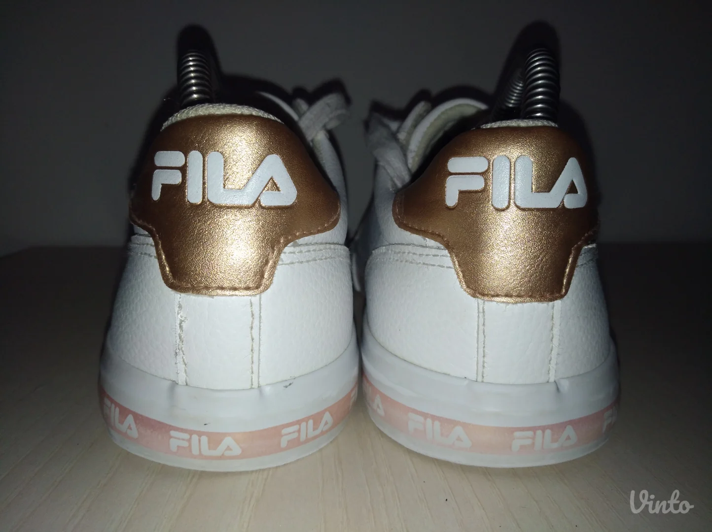 Fila zenske patike br 39 ( 25 cm)
