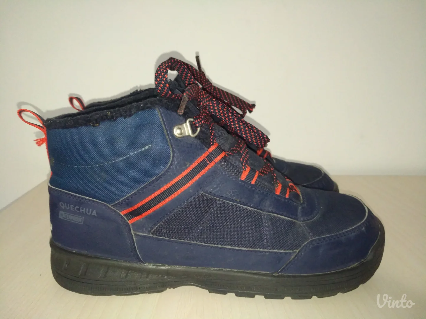 Quechua decije tople i vodootporne cipele br 38