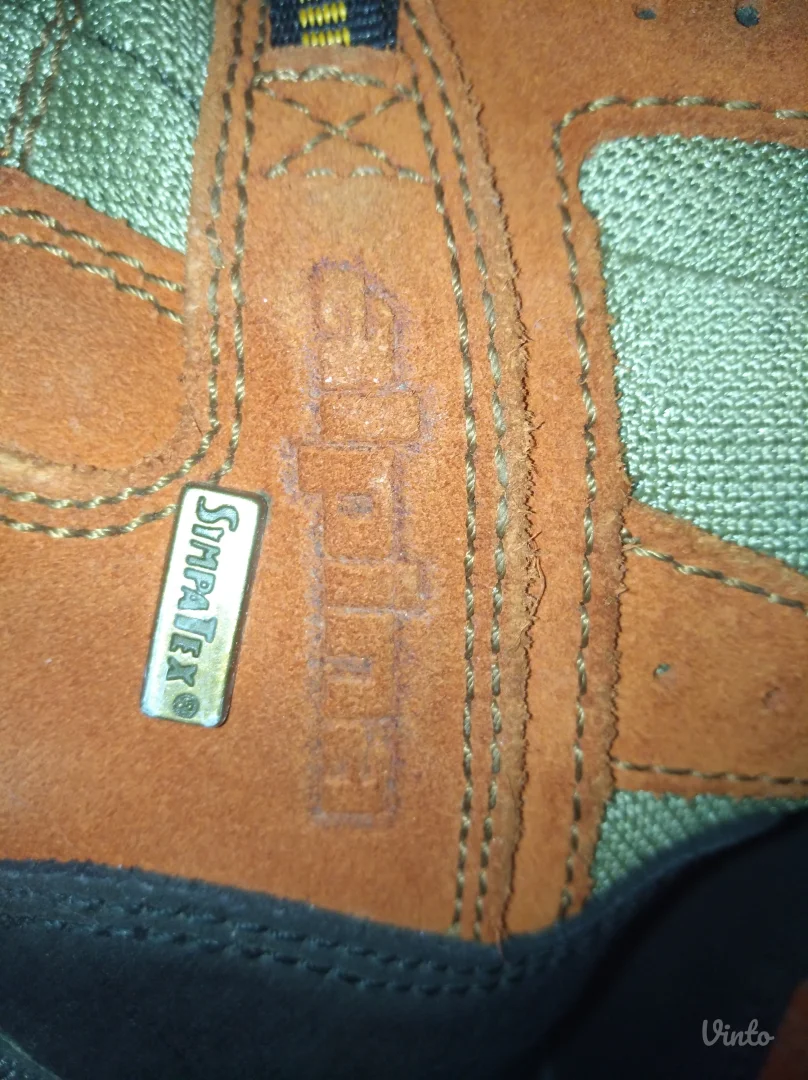 Alpina zimske cipele za planinarenje br 36 ( 23 cm) VIBRAM