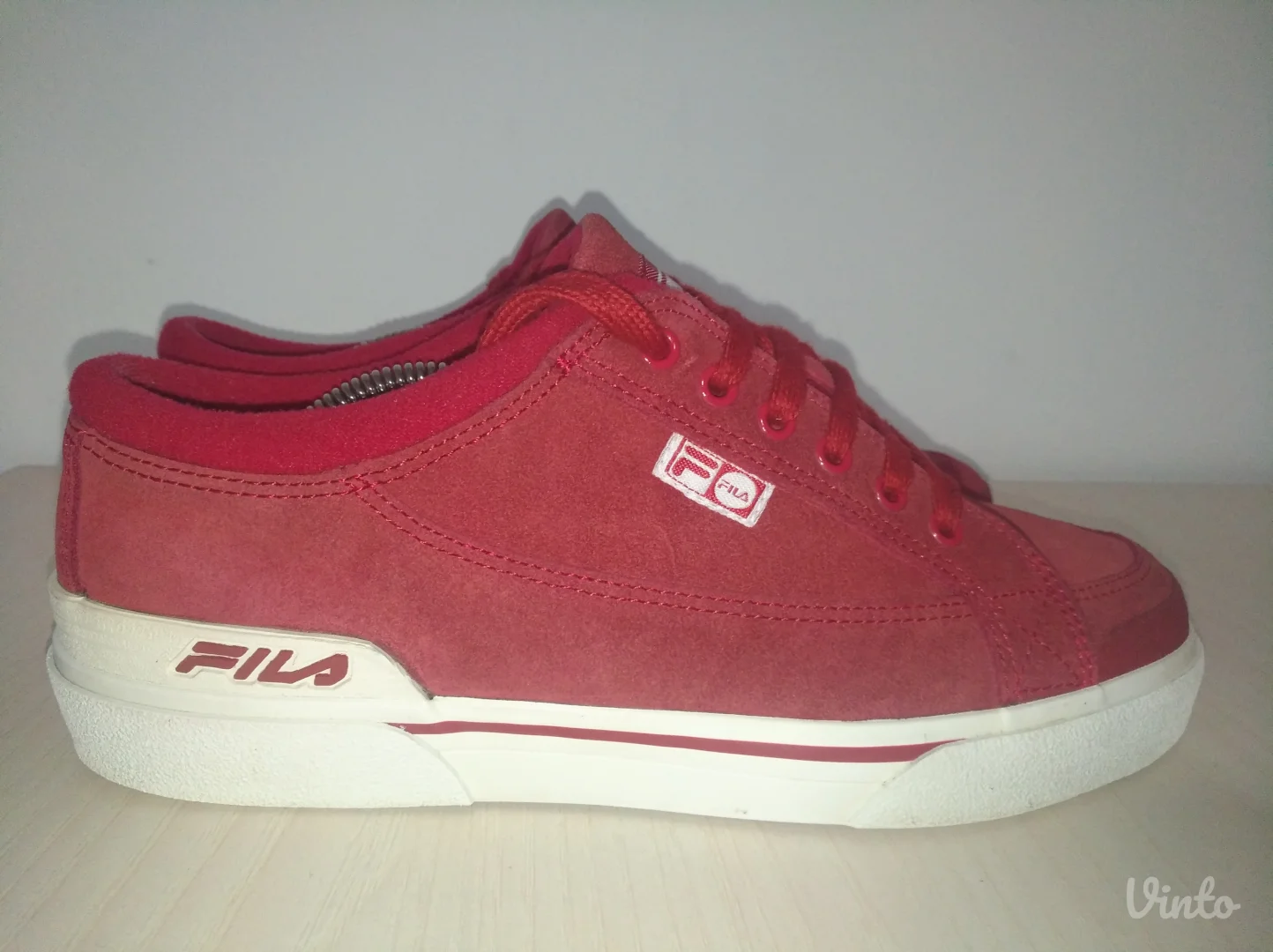Fila kozne zenske patike broj 40 ORIGINAL