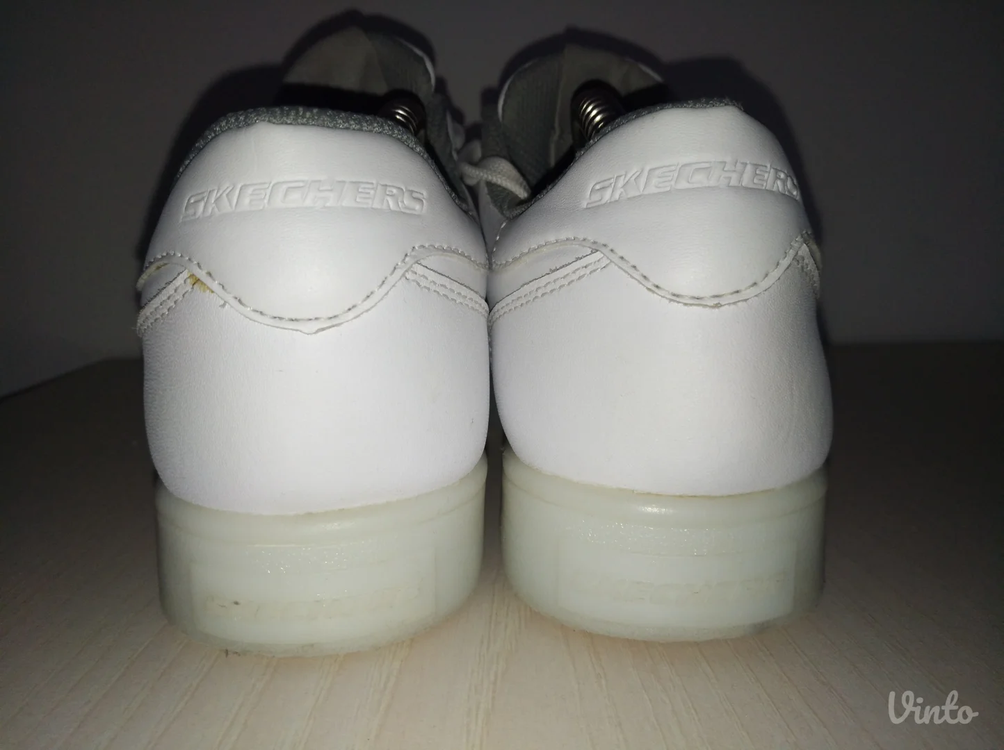 Skechers dečije patike br 36