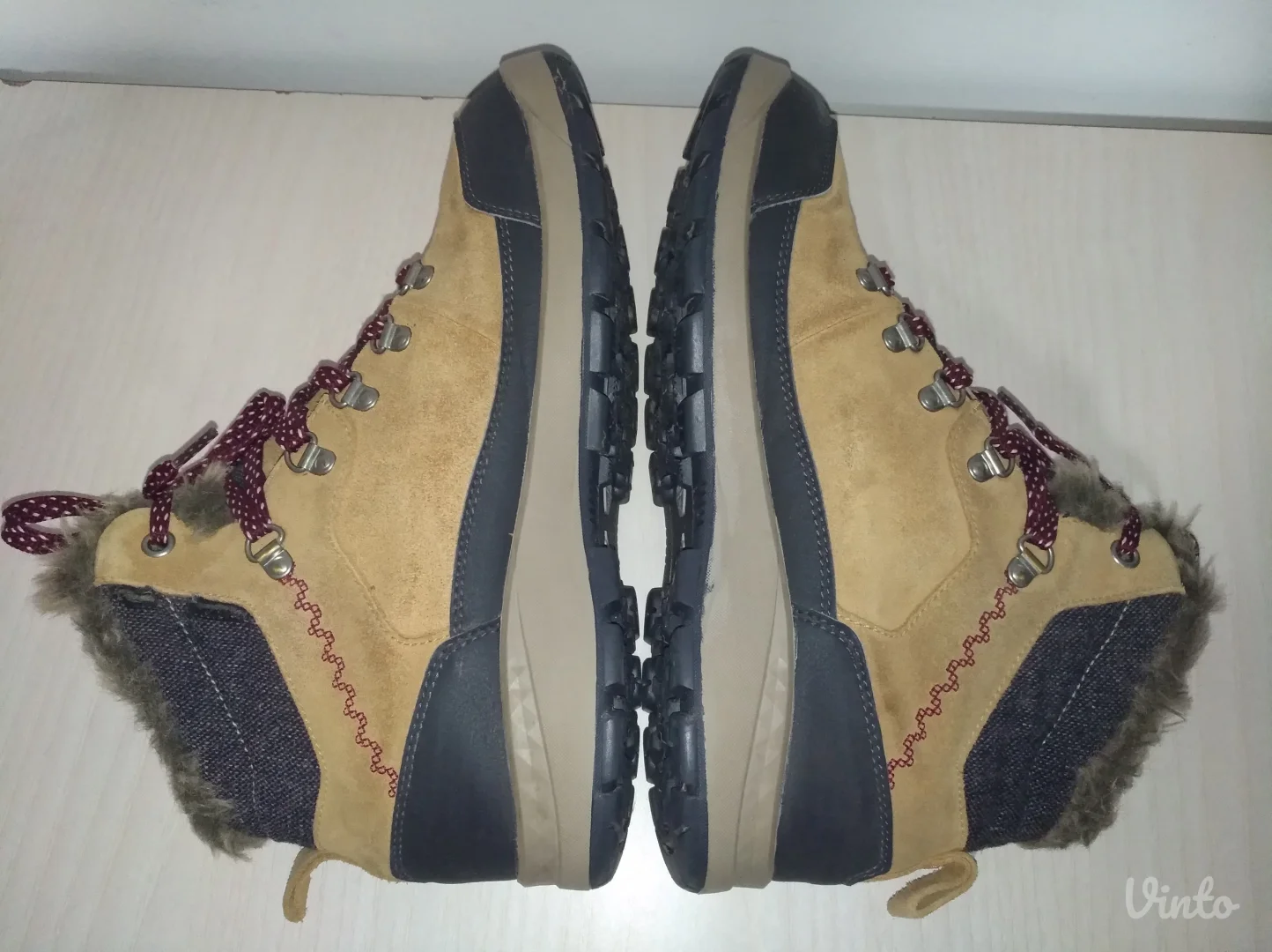 Quechua ultra-tople i vodootporne cipele br 39 ( 24,5 cm)