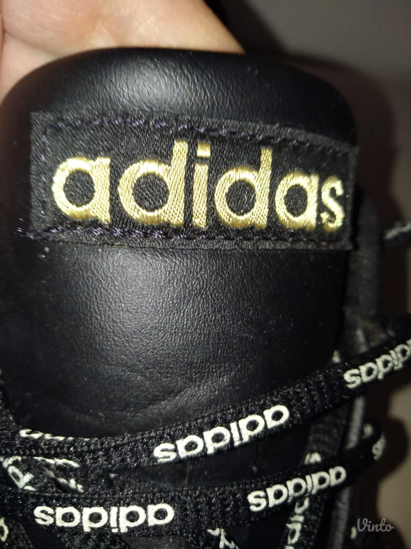 ADIDAS muske patike hoops br 44 ( 28 cm)