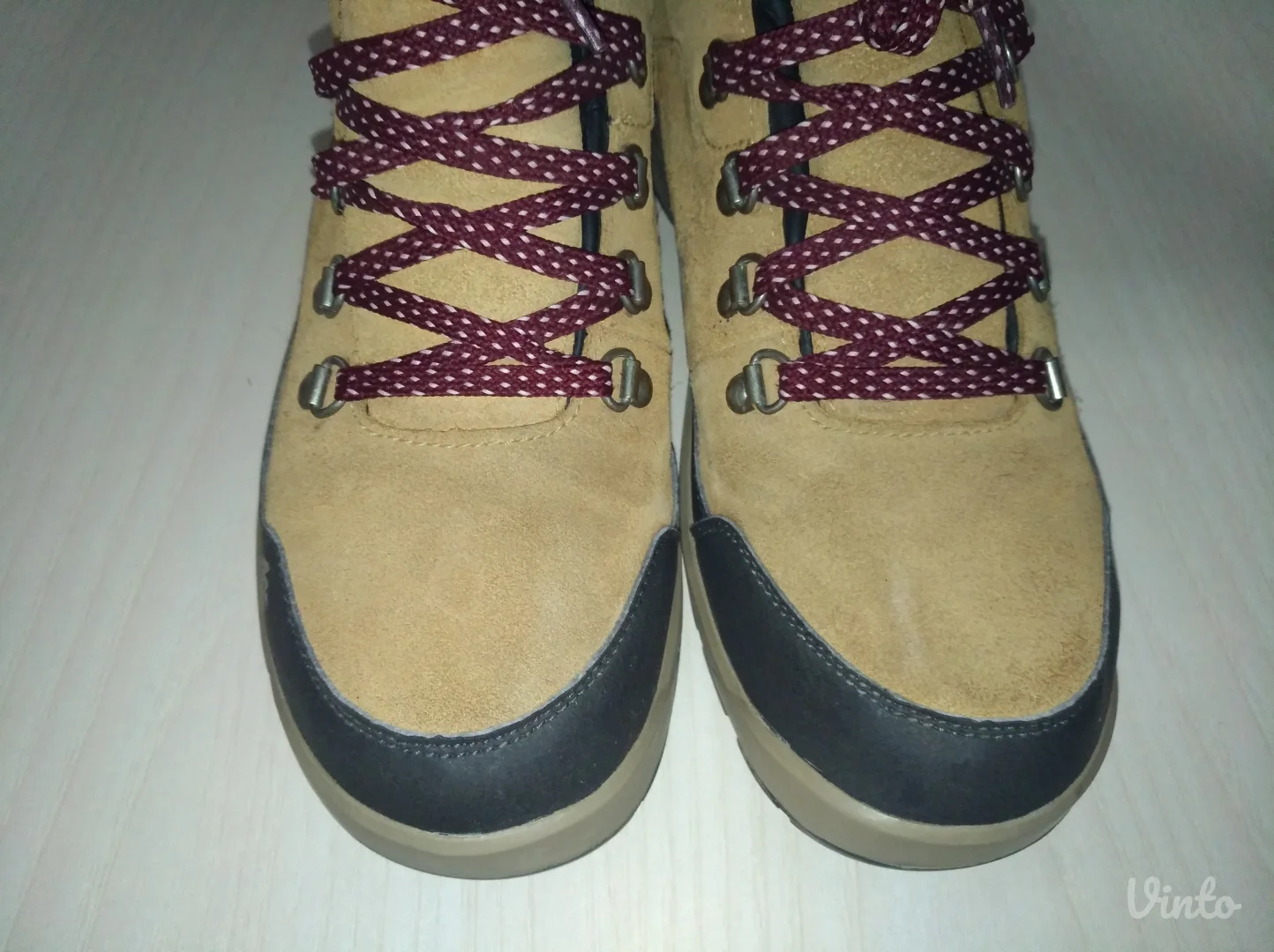 Quechua ultra-tople i vodootporne cipele br 39 ( 24,5 cm)