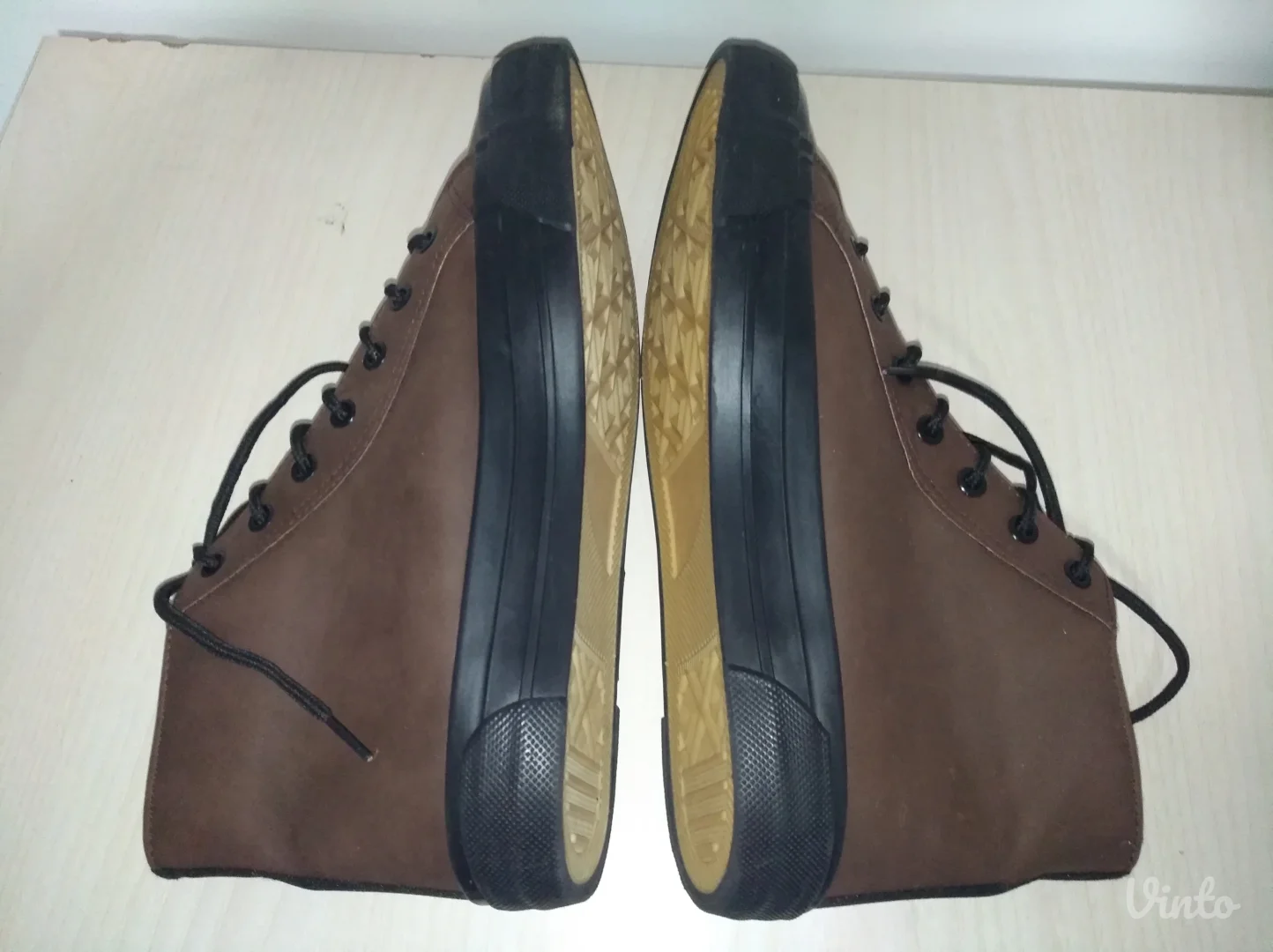 Ombre muške patike br 42 (27 cm)