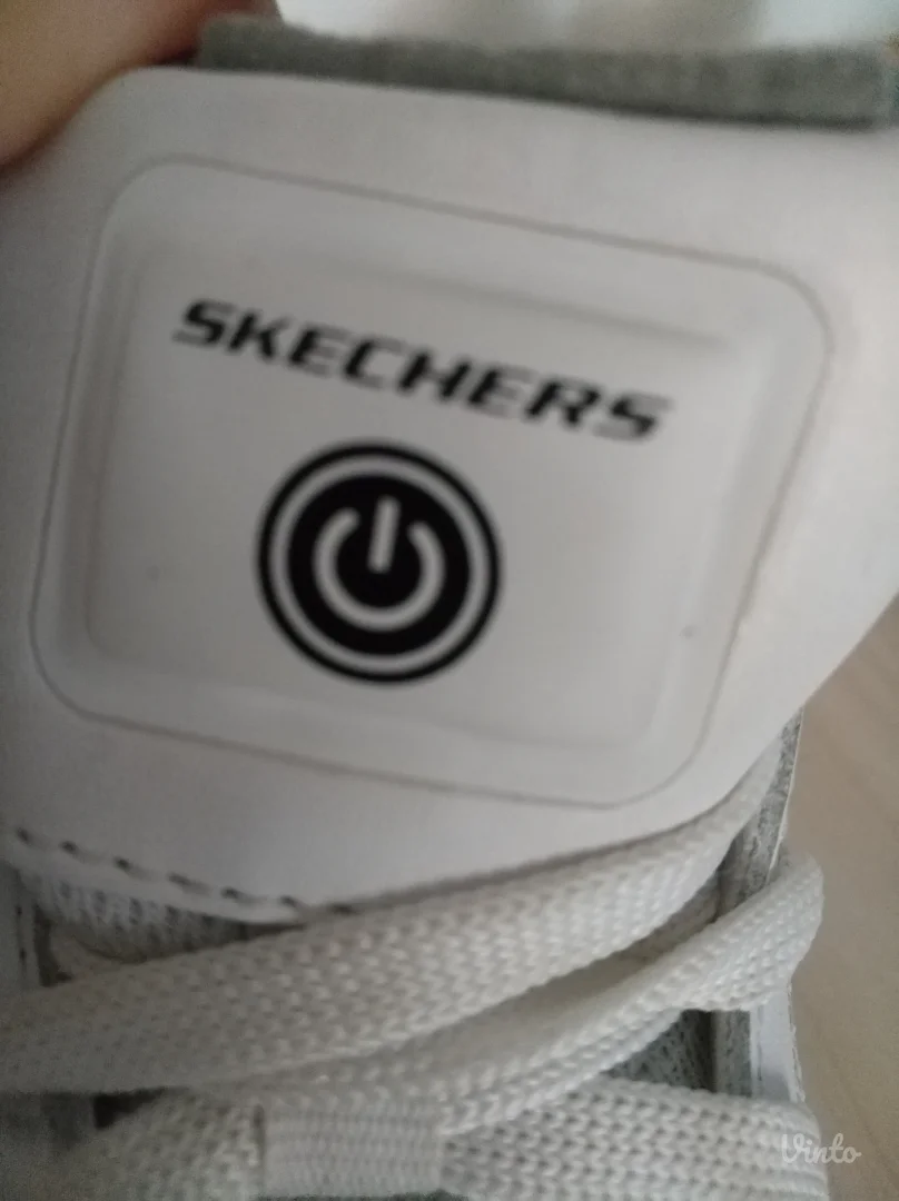 Skechers dečije patike br 36