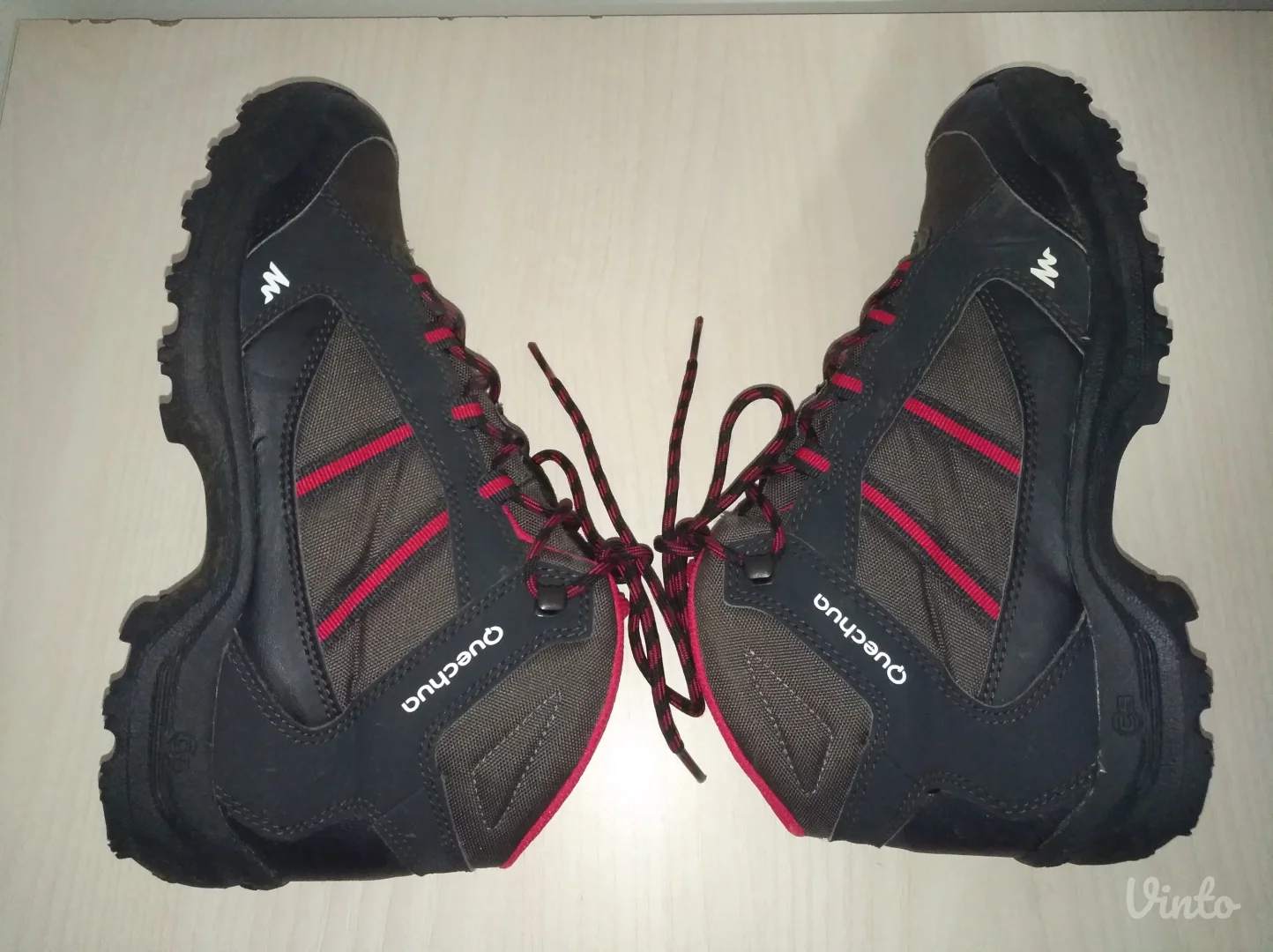 Quechua zenske cipele za planinarenje br 39 ( 25 cm)