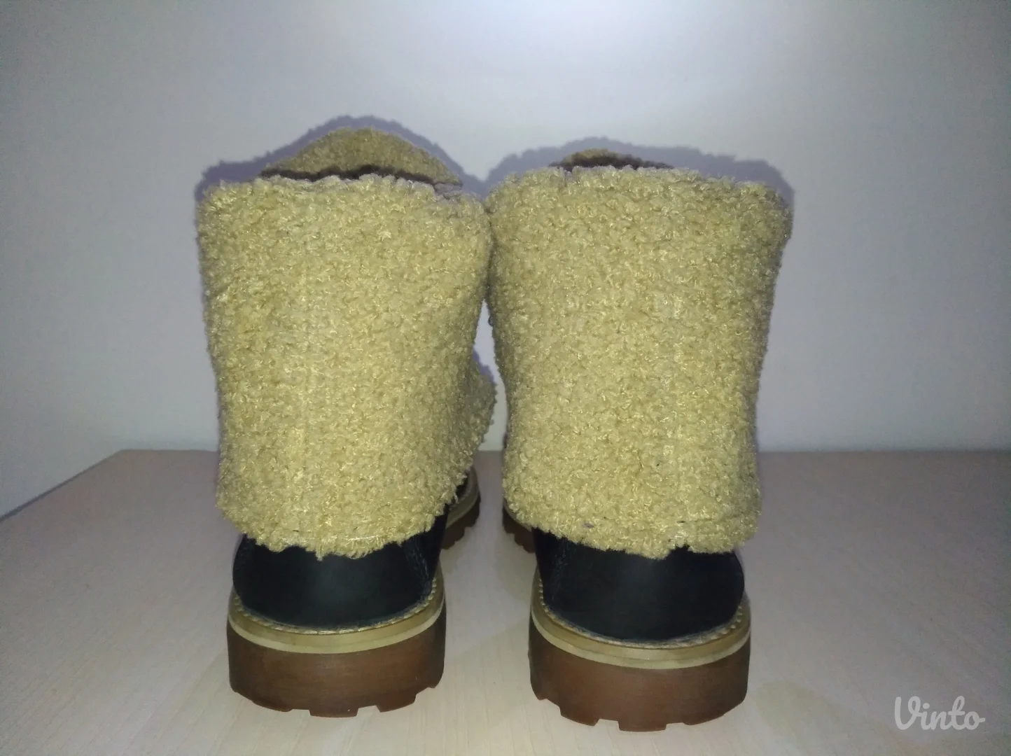 Timberland zenske čizme KOŽA VODOOTPORNE br 39 ( 25 cm)