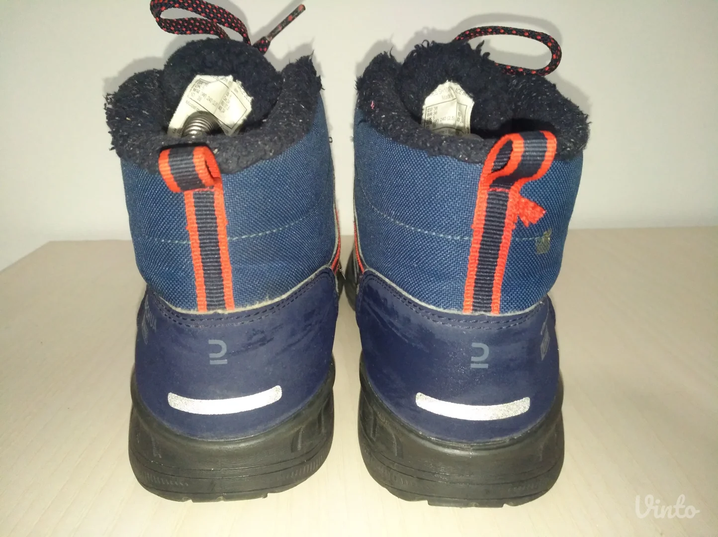 Quechua decije tople i vodootporne cipele br 38