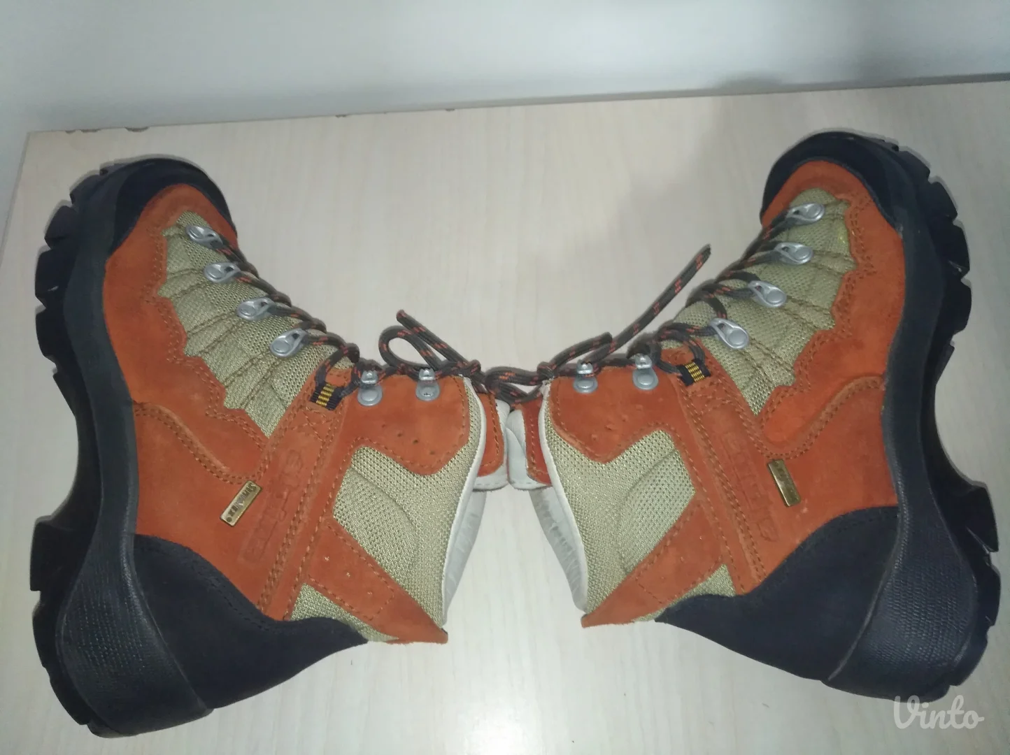 Alpina zimske cipele za planinarenje br 36 ( 23 cm) VIBRAM