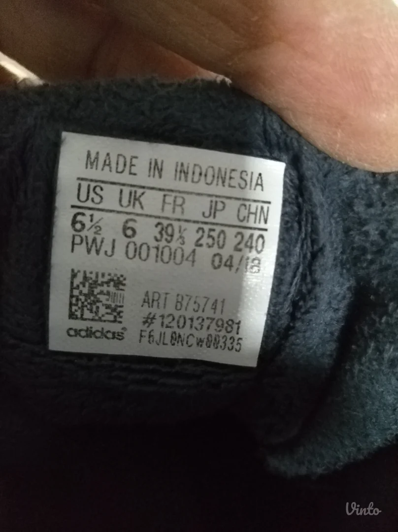 Zenske patike adidas HOOPS MID br 39,5 ( 24,5 cm)