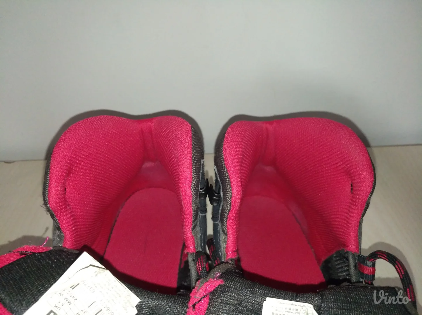 Quechua zenske cipele za planinarenje br 39 ( 25 cm)