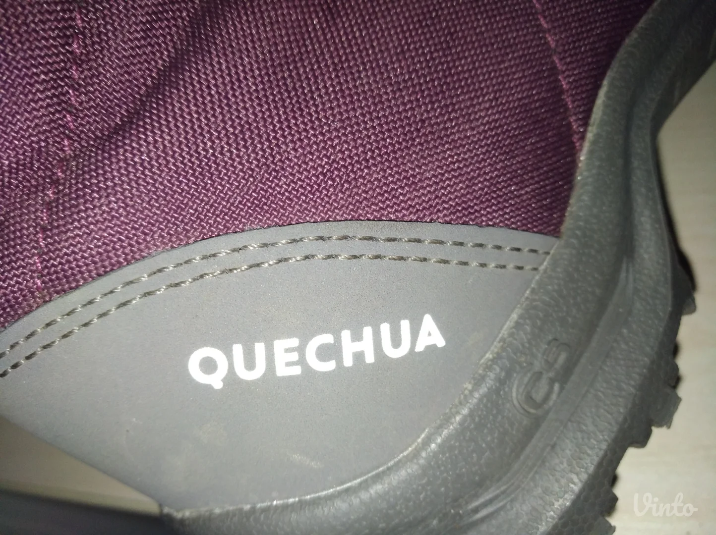 Quechua vodootporne dečije čizme broj 34 kao nove