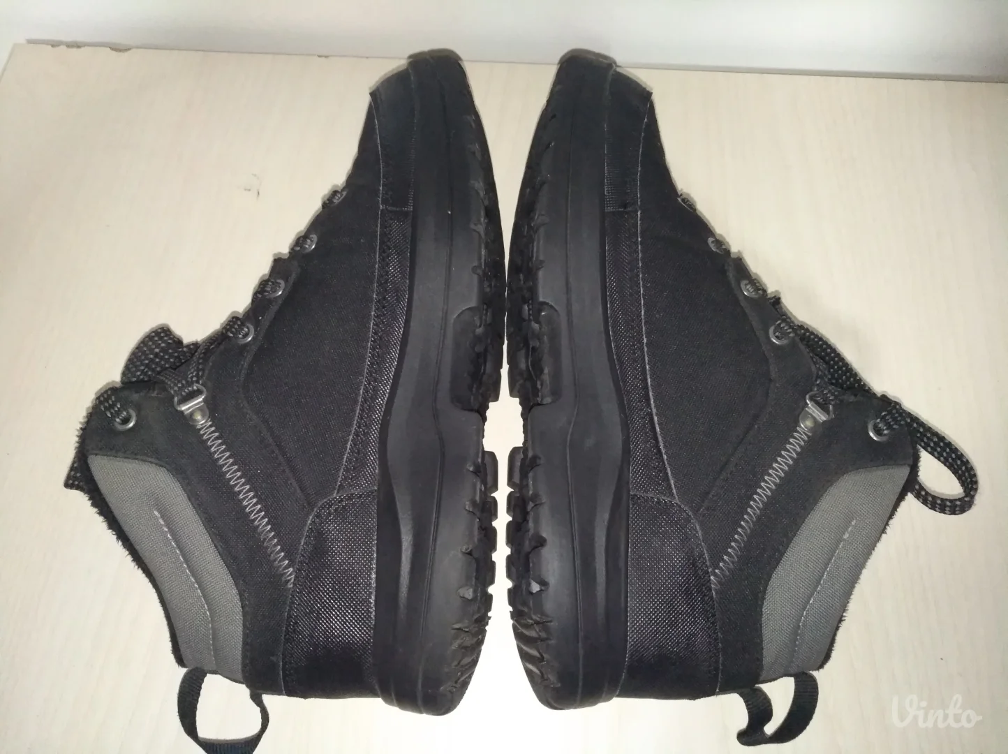 Quechua unisex ultra-tople i vodootporne cipele br 39