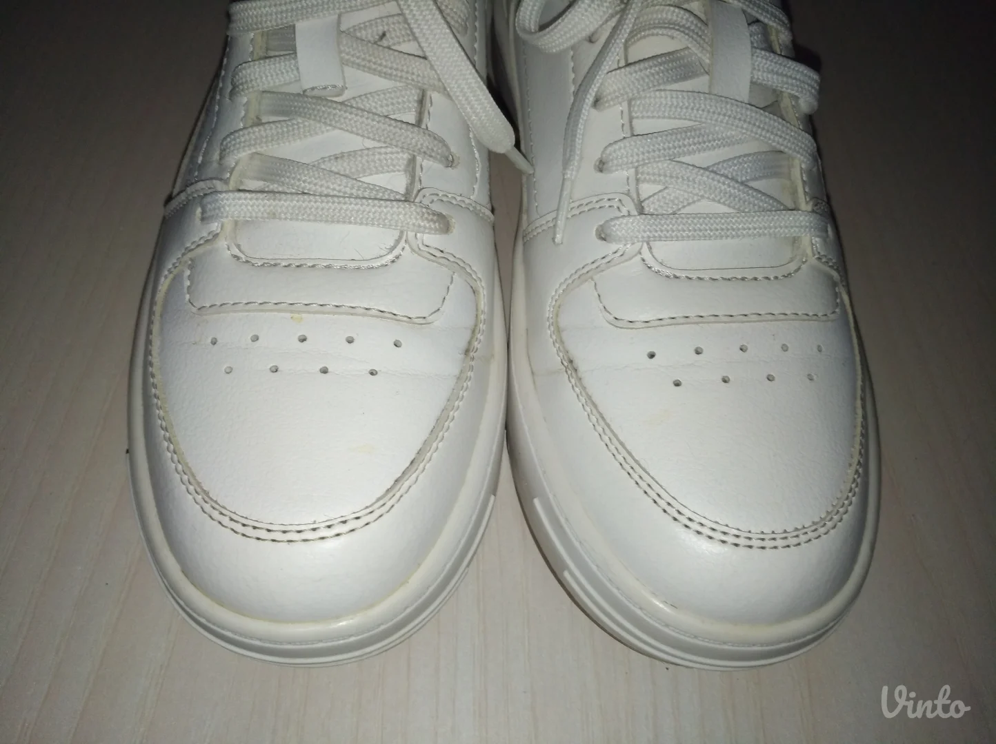 PULL & BEAR zenske kozne patike br 39 (25,5 cm)