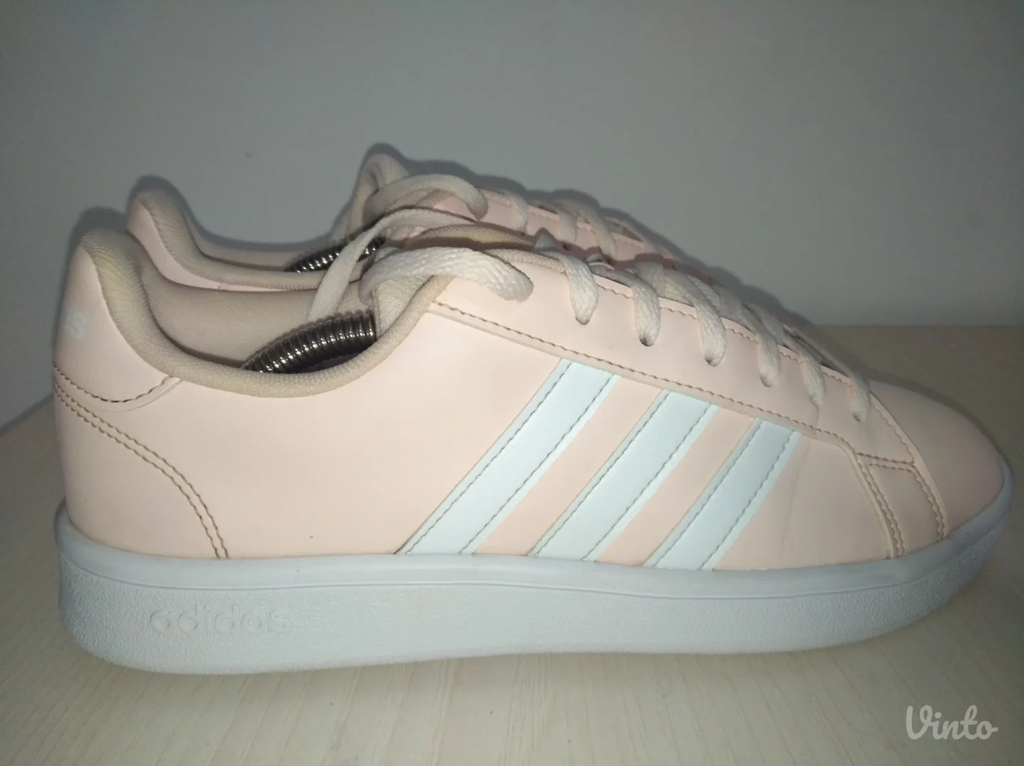 ADIDAS ženske patike GRAND COURT BASE broj 40 (25 cm)