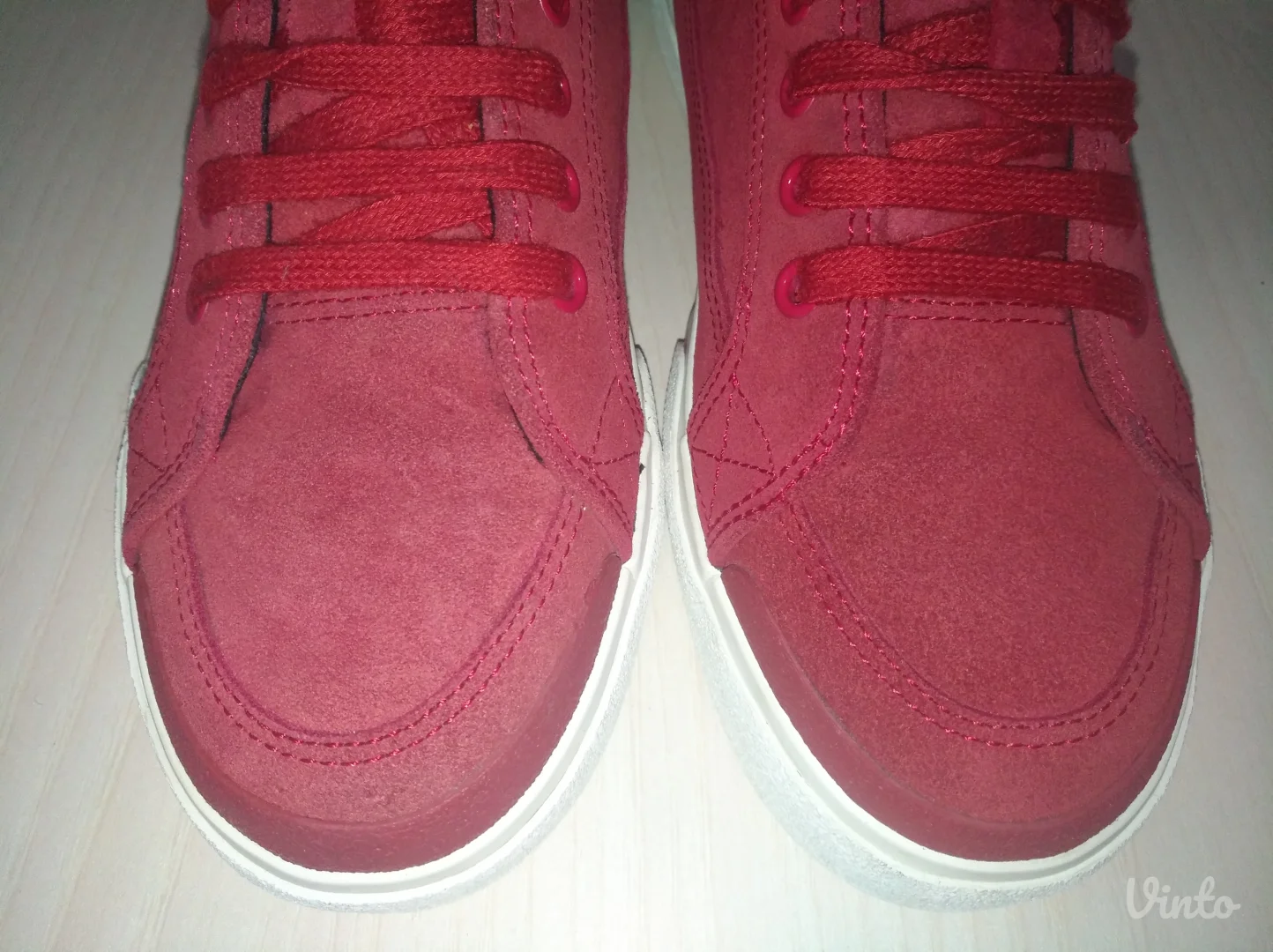 Fila kozne zenske patike broj 40 ORIGINAL