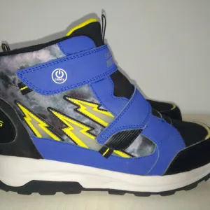 SKECHERS Čizme za dečake Storm Blazer br 37 ( 23,5 cm)