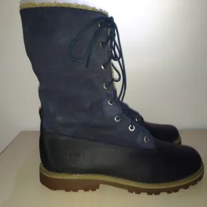 Timberland zenske čizme KOŽA VODOOTPORNE br 39 ( 25 cm)