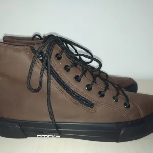 Ombre muške patike br 42 (27 cm)