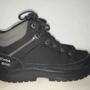 Quechua unisex ultra-tople i vodootporne cipele br 39
