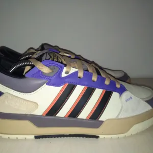 Adidas muske patike br 42,5 ( 27 cm) ORIGINAL