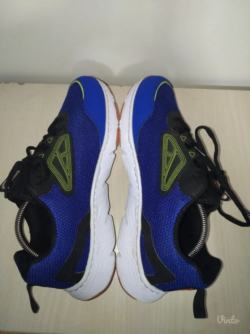 La Gear muske patike broj 43 ( 27,5 cm)