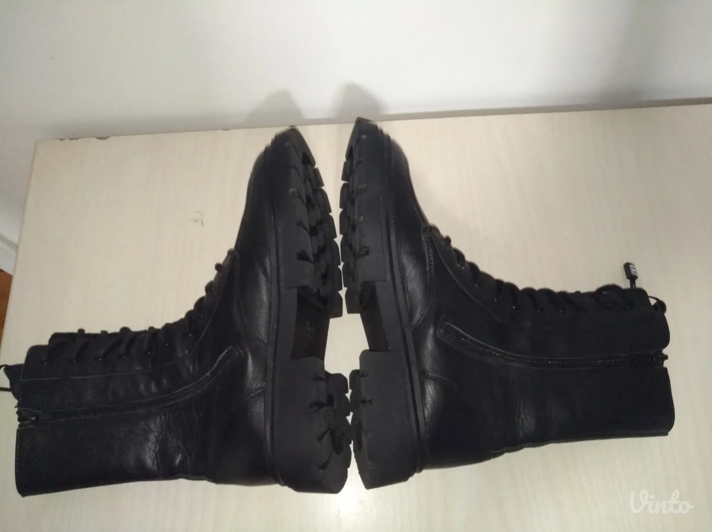 Zara zenske kozne visoke cizme br 38 ( 24,5 cm)