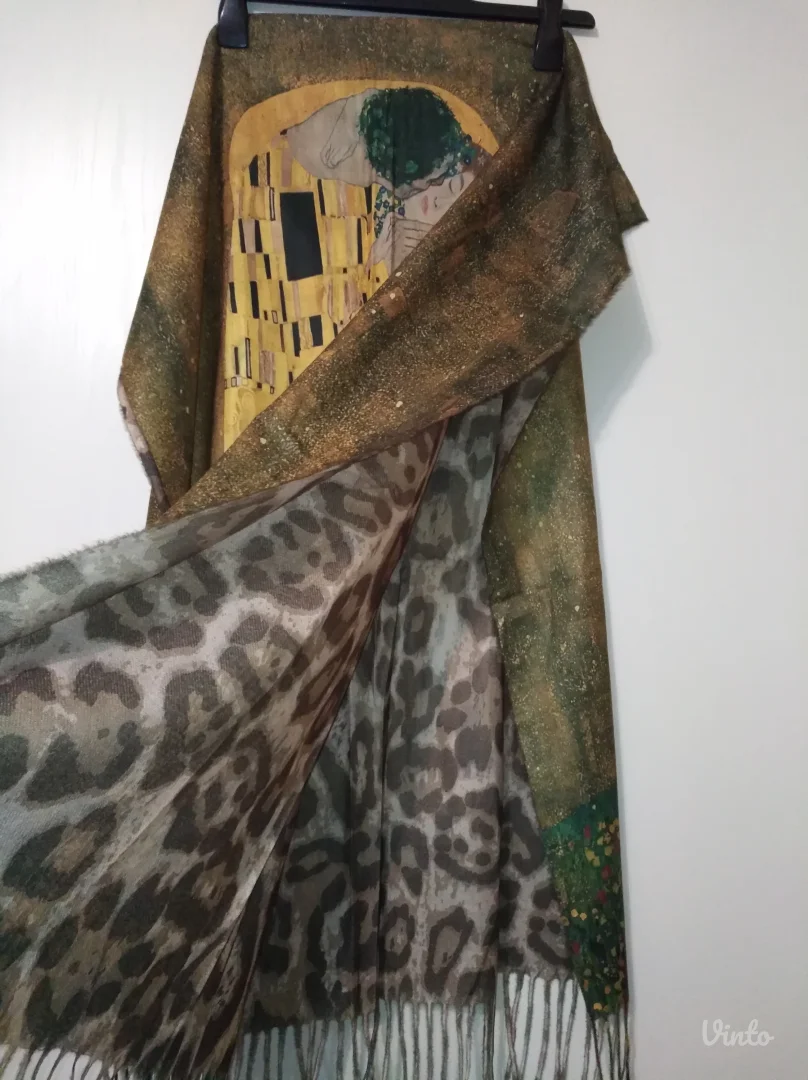NOVO šal / marama i rukavice Gustav Klimt The Kiss