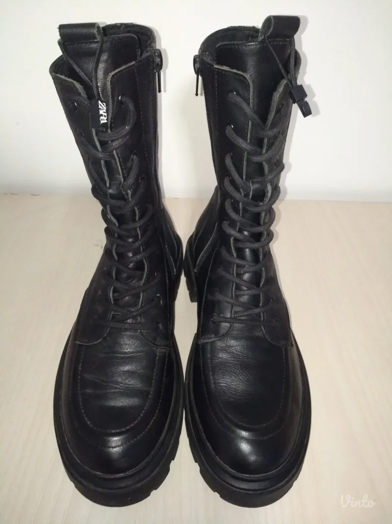 Zara zenske kozne visoke cizme br 38 ( 24,5 cm)