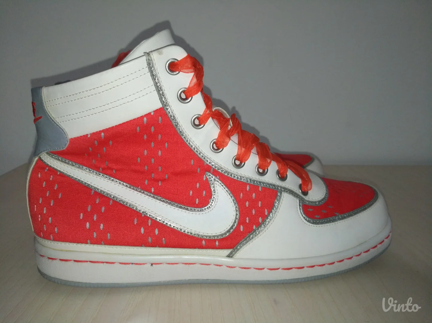 Nike zenske duboke patike broj 39