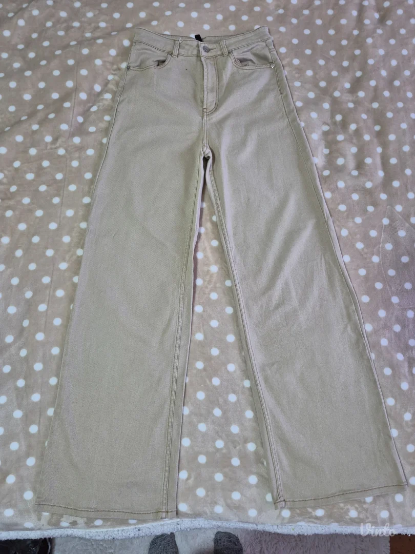 H&M pantalone bež boje