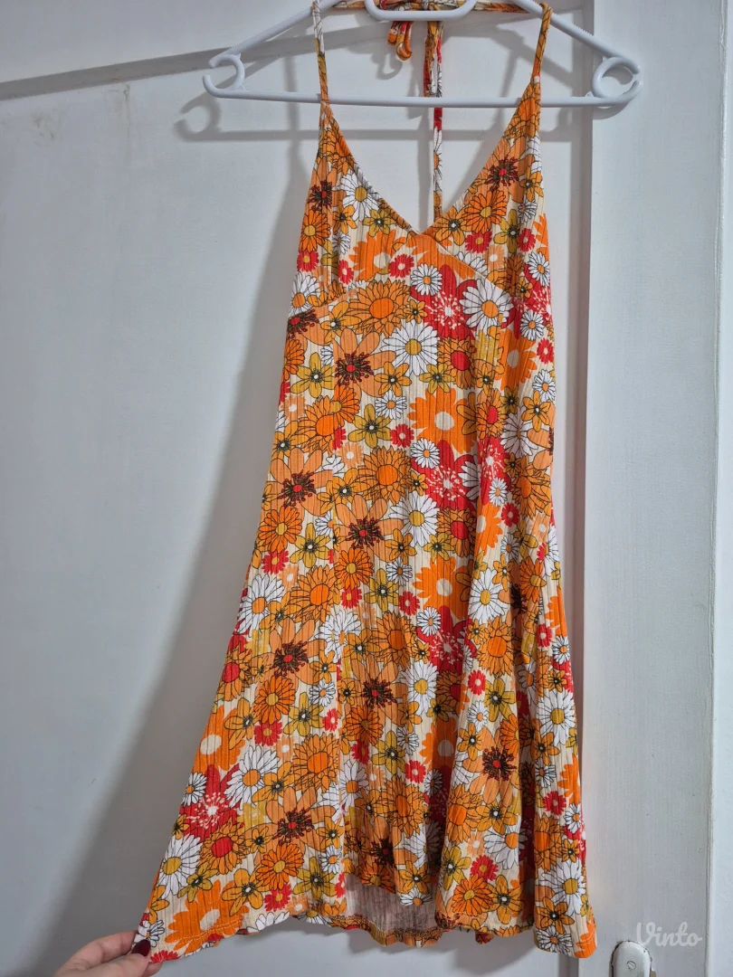 Bershka cvetna haljina