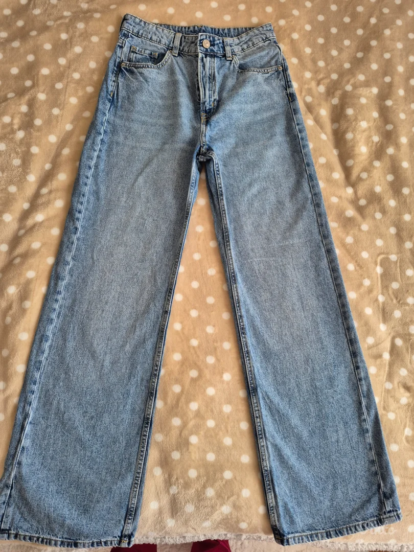 Farmerke H&M ravan kroj