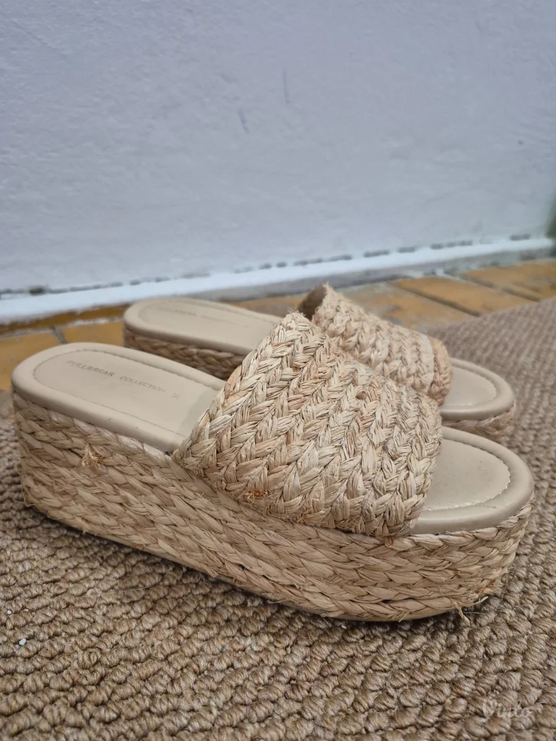 Pull&Bear letnje sandale/papuce