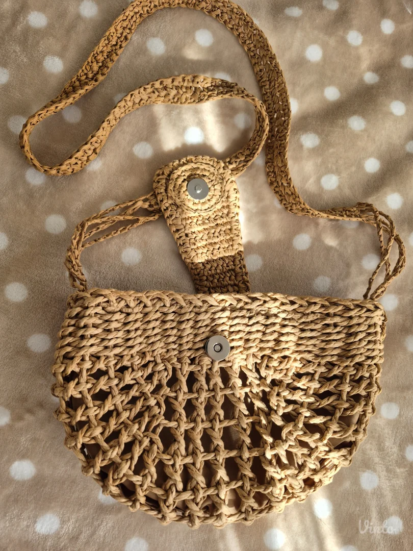 Pull&Bear torbica pletena nekoriscena