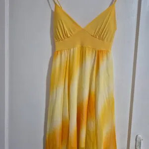 Ombre letnja zuta haljina