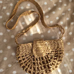 Pull&Bear torbica pletena nekoriscena