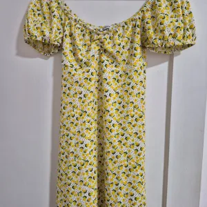 Stradivarius haljina