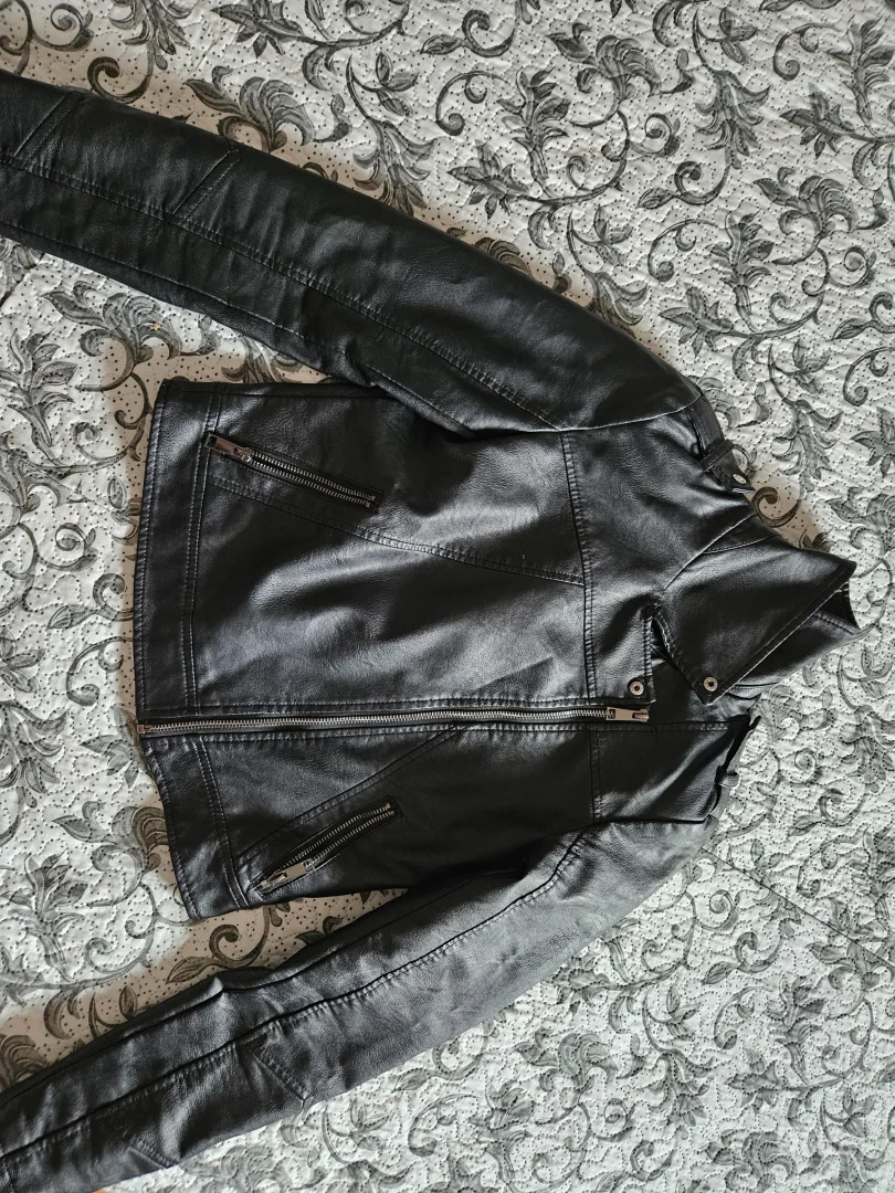 Rezerved kozna jakna