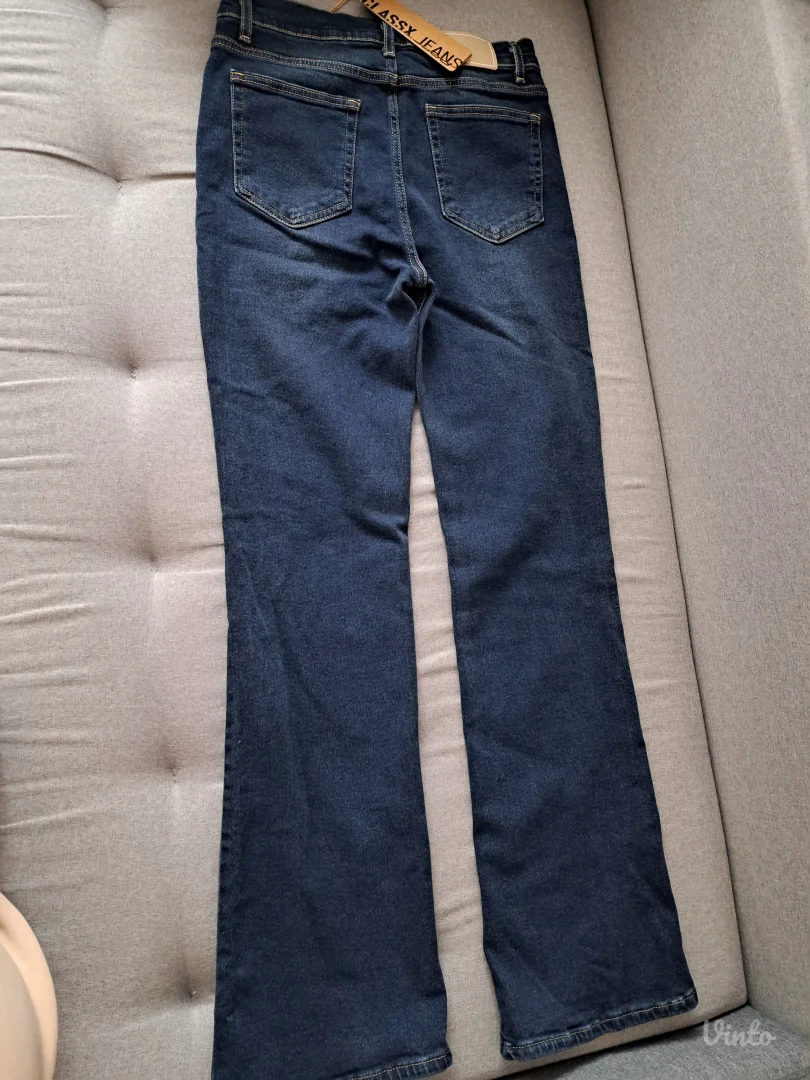 Nove Classx farmerice sa širim nogavicana