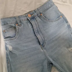 Bershka High Wasted Skinny Farmerke