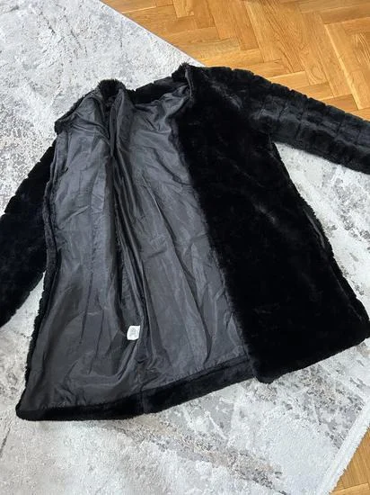 Crna Italijanska bundica