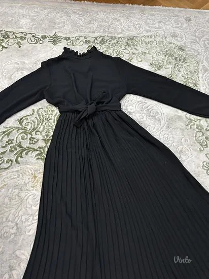 Crna Italijanska haljina