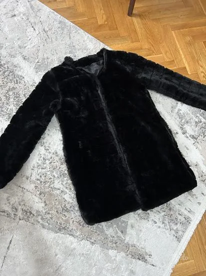 Crna Italijanska bundica