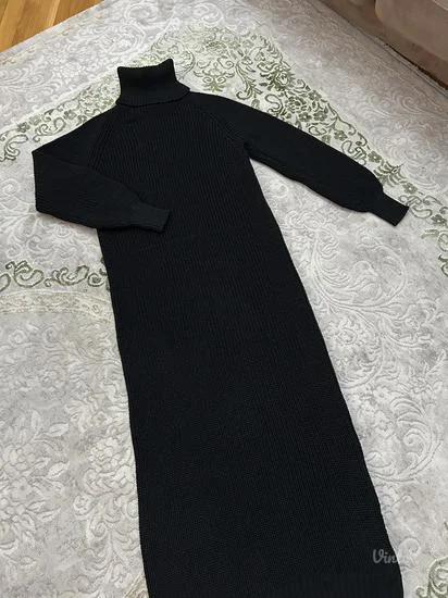 Crna trikotazna haljina/rolka