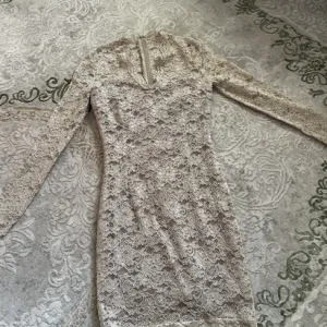 Svecana nova haljina